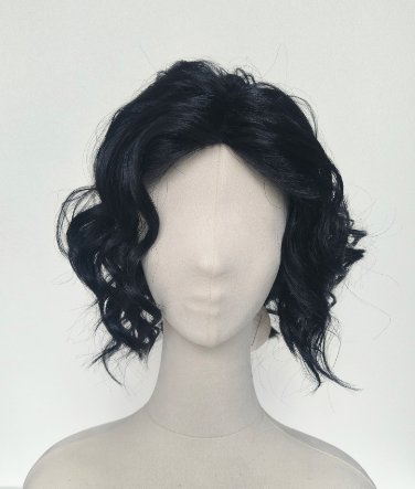 Black Short Wavy Wig with Middle Part